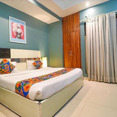Fabhotel Church House Rohini Delhi  Exterior foto