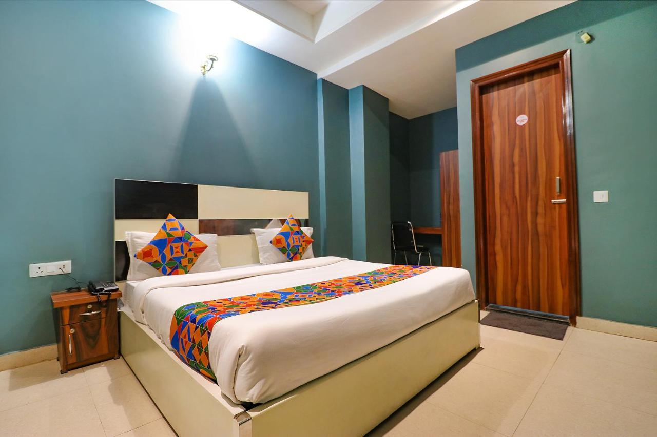 Fabhotel Church House Rohini Delhi  Exterior foto