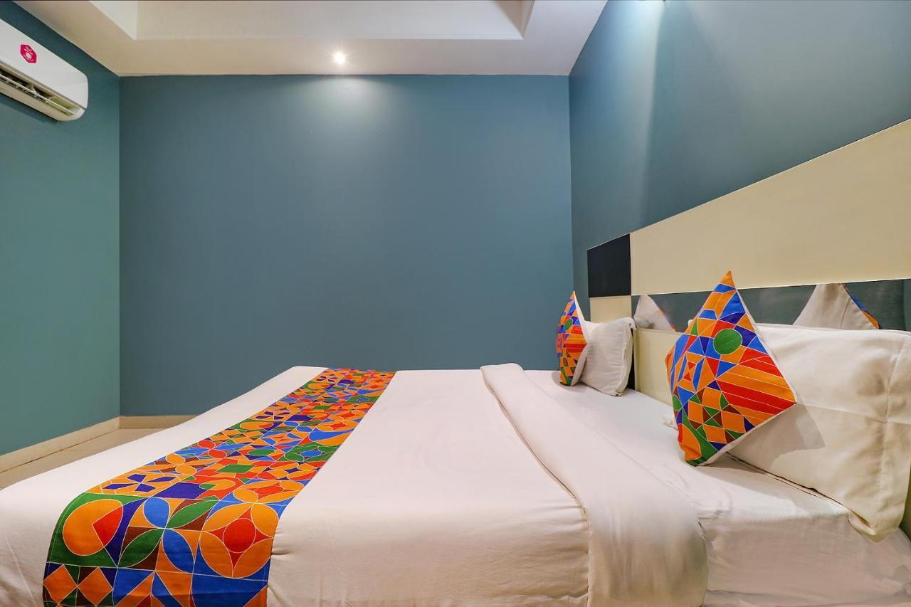 Fabhotel Church House Rohini Delhi  Exterior foto